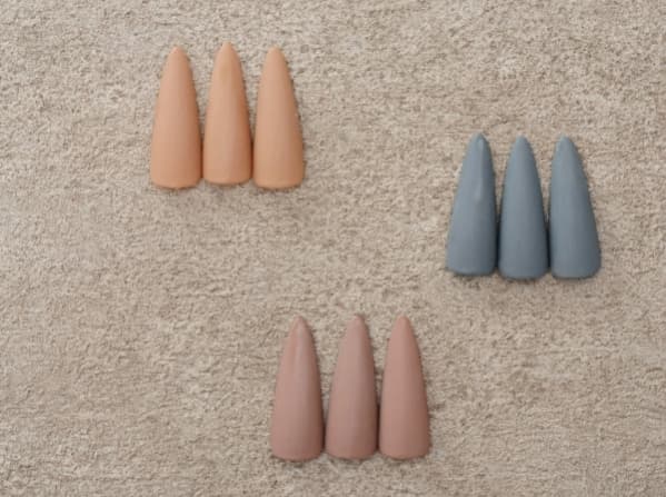 270色の豊富なネイルカラー